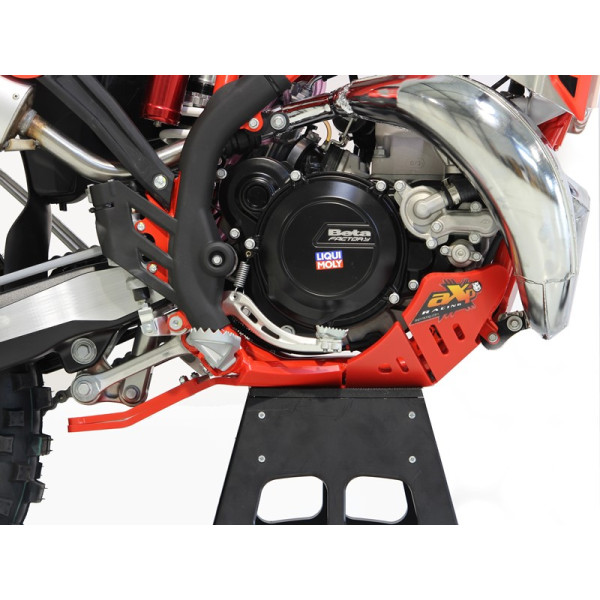 Right side of the red HDPE plastic skid plate with linkage guard for Beta 250 et 300Xtrainer