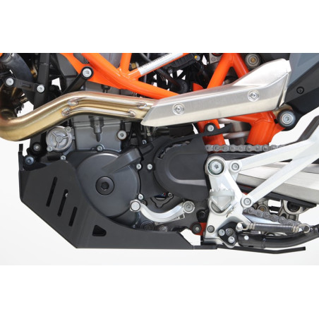 Left side of the black HDPE plastic skid plate with linkage guard for GasGas 700 - Husqvarna 701 - KTM 690