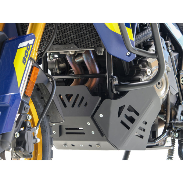 Côté gauche du sabot en plastique PEHD monté sur la Suzuki V-strom 800DE