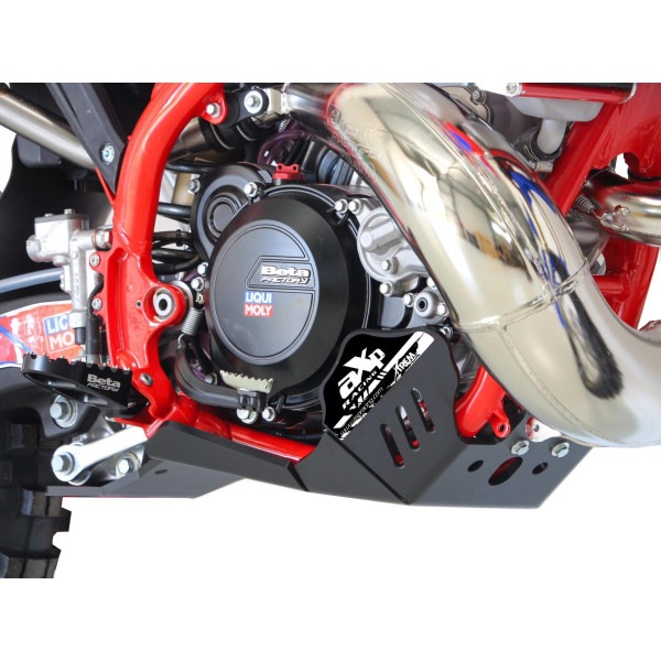 Black HDPE plastic skid plate with linkage guard for Beta 250RR Racing et 300RR Racing