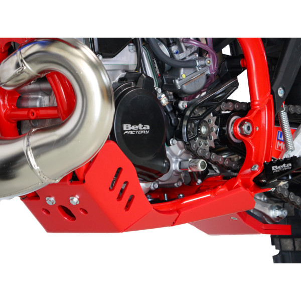 Left side of the red HDPE plastic skid plate with linkage guard for Beta 250RR Racing et 300RR Racing