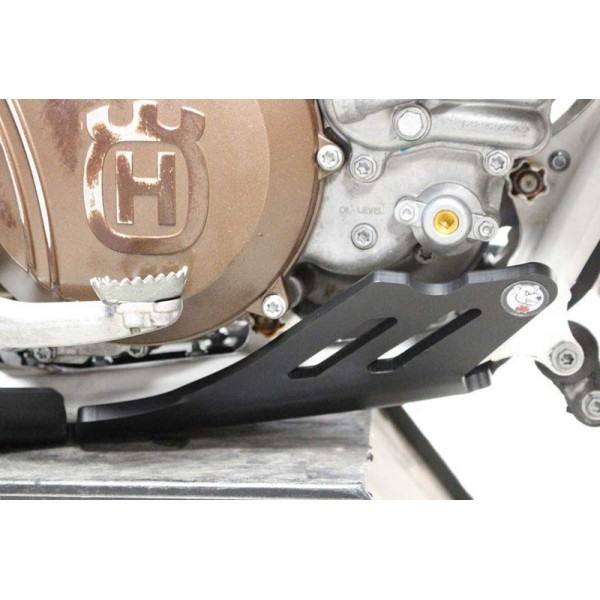 Côté droit du sabot noir en plastique PEHD avec protection de biellette pour KTM - Husqvarna 2T