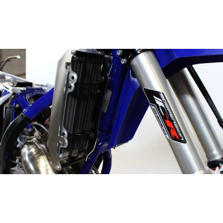 Front view of the radiator braces in aluminum for Sherco SE125