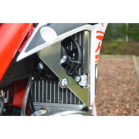 Protections de radiateurs en aluminium avec entretoises noires pour Beta 300 Xtrainer