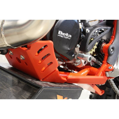 Côté gauche du sabot rouge en plastique PEHD avec protection de biellette pour Beta 250RR - 300RR