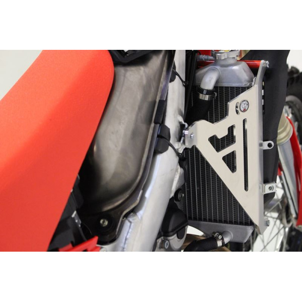 Vue arrière des protections de radiateurs en aluminium pour Honda CRF250R - CRF250RX