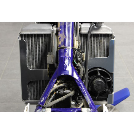 Vue arrière des protections de radiateurs en aluminium pour Sherco SE250 - SE300 Racing