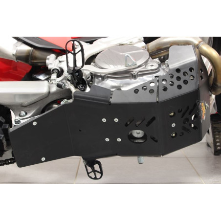 Vue du dessous du sabot en plastique PEHD avec protection de biellette pour Honda CRF450R