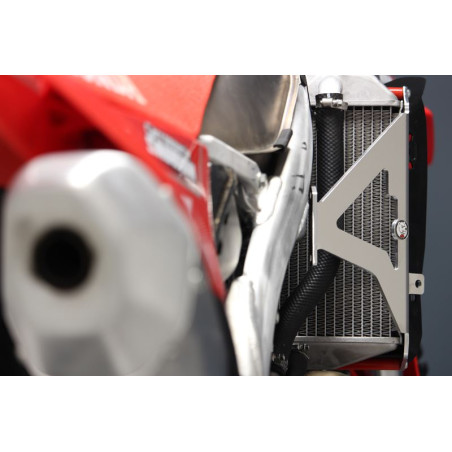 Vue arrière droite des protections de radiateurs en aluminium pour Honda CRF250R - CRF450R