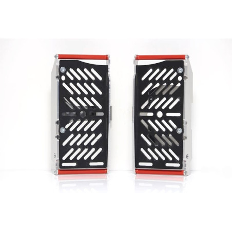 Protections de radiateurs en aluminium avec plaques de protection en plastique PEHD pour Beta 4T
