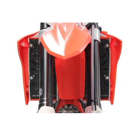 Front view of the radiator braces in aluminum for Beta 4T