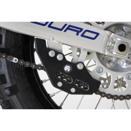 Side view of the chain guide in UHMW plastic for Honda