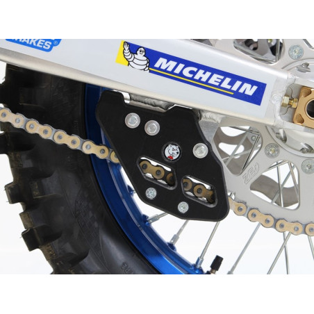 Side view of the chain guide in UHMW plastic for TM Racing