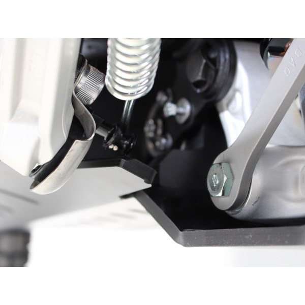 Close up of the linkage guard of the the 8mm Adventure HDPE plastic skid plate for Yamaha Tenere World Raid