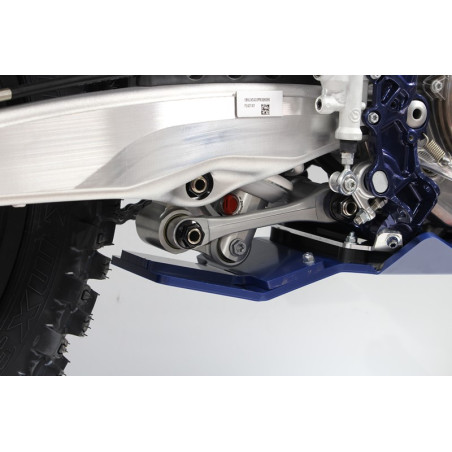 Vue rapprochée de la protection de biellette du sabot bleu en plastique PEHD pour Husqvarna FC450 - FE450